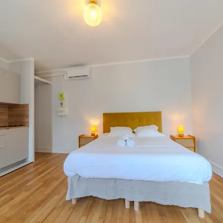Апартаменты Majestic *